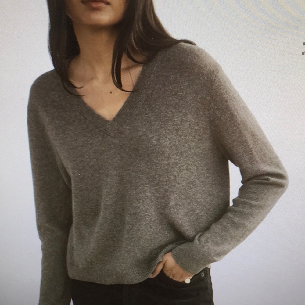 JENNI KAYNE/“FLYNN”CASHMERE V NECK SWEATER IN”SHADOW”